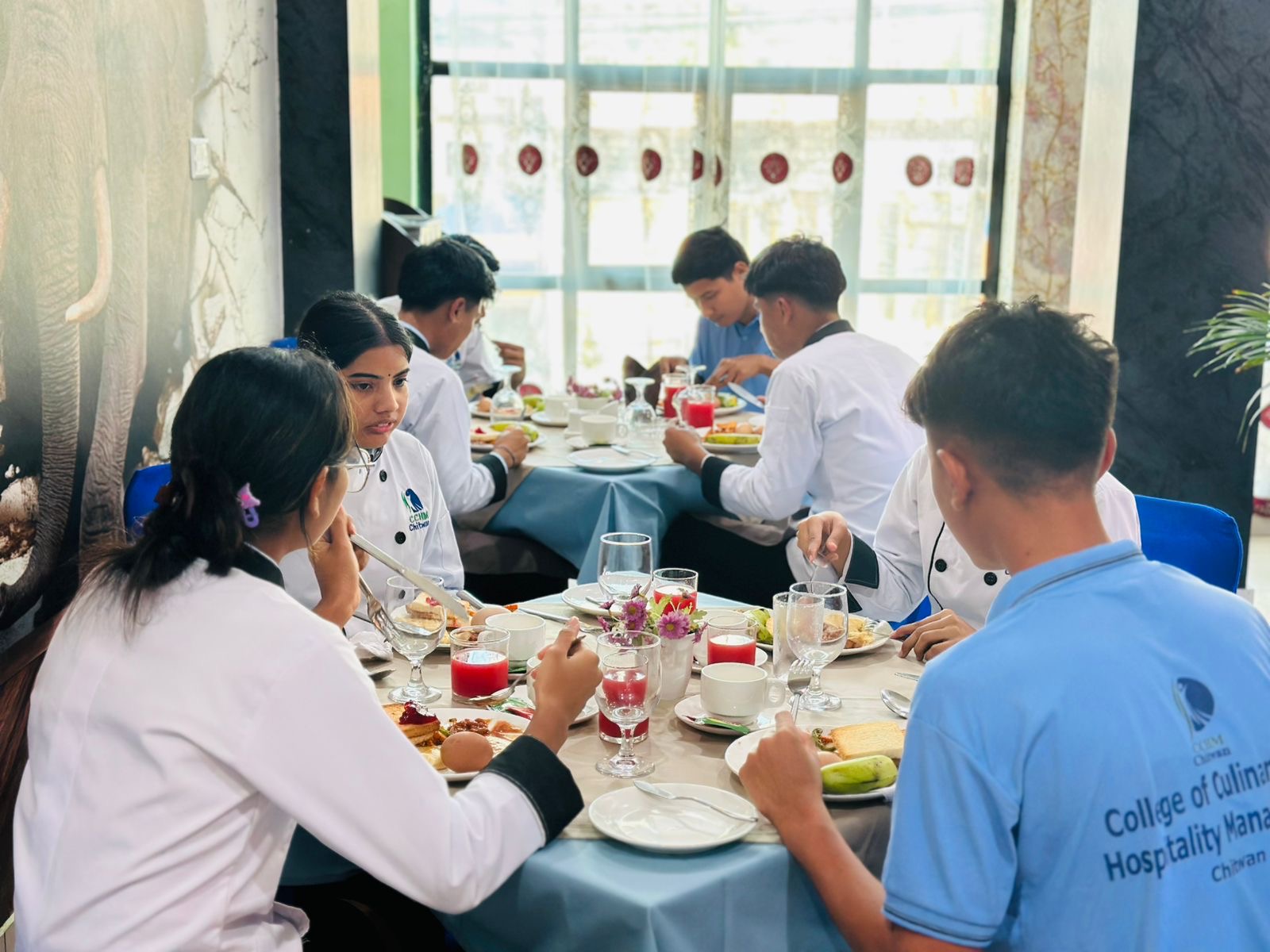 Photo of Students enjoying breakfast